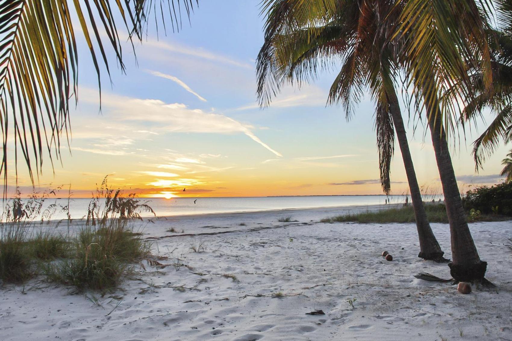 Beach Bungalow 1 By Sun Palace Vacations Fort Myers Beach Ngoại thất bức ảnh